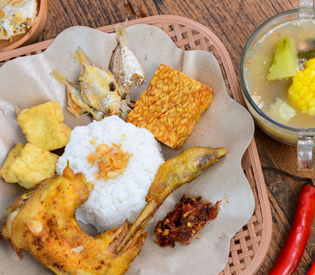 Nasi Timbel Ayam