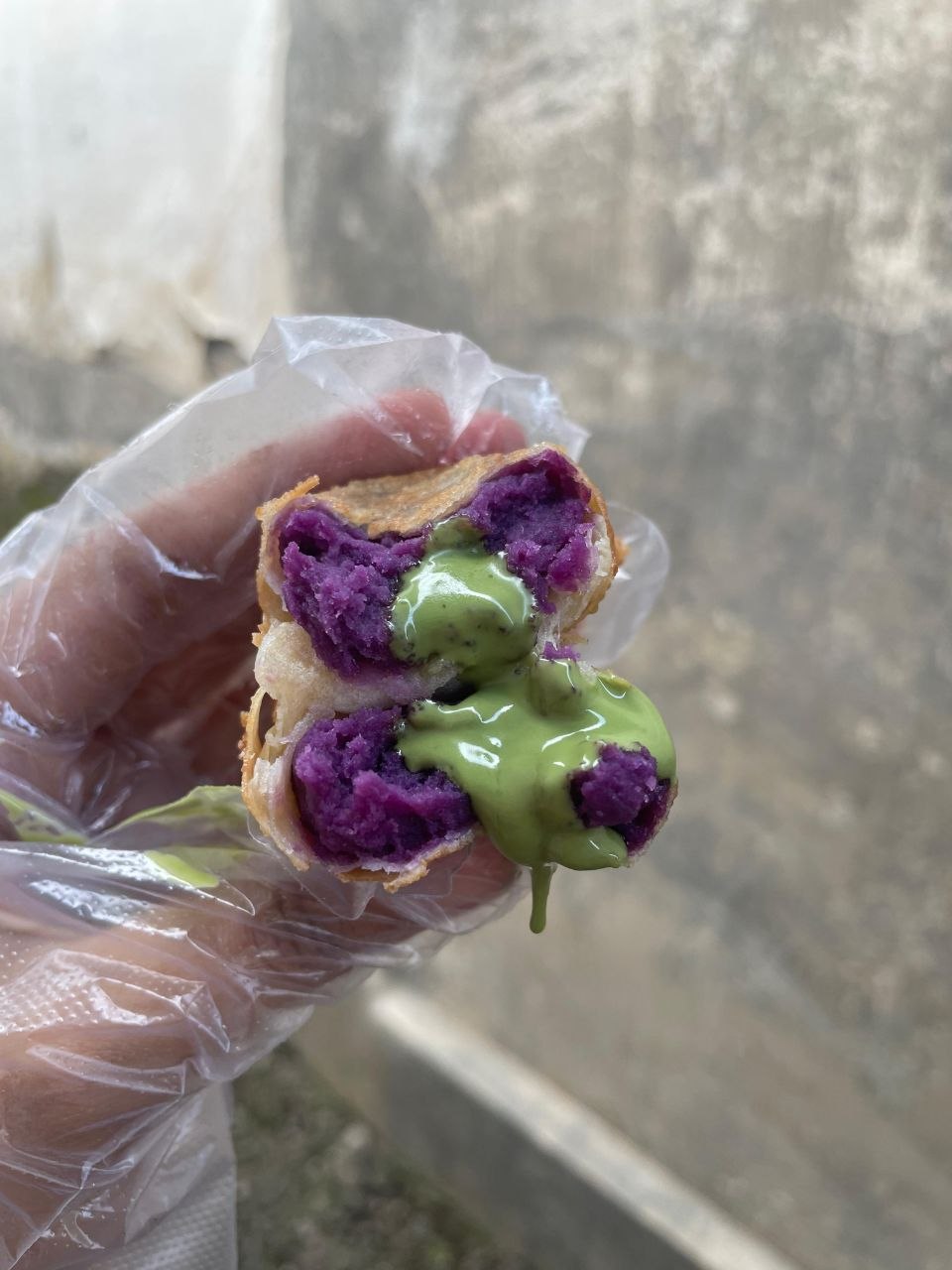Lumpia Ubi Ungu Lumer Matcha